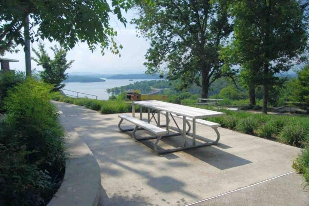 Charming House In Sevierville Family Friendly Quiet Location Close To Wilderness Exterior foto